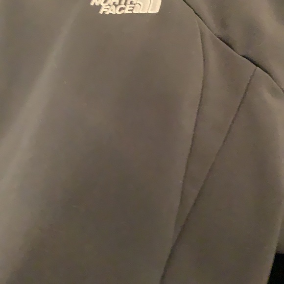 EUC, North face TNFAPEX jacket, two separate jackets in one, size medium - Picture 16 of 16